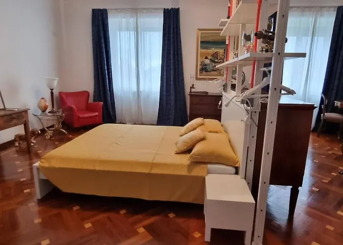 Porta Pila Brignole Apartment